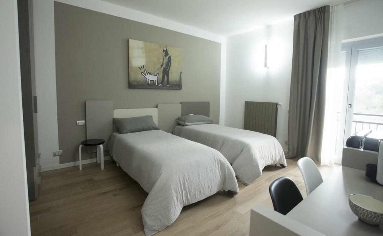Hotel Il Posto Accanto Avellino Exterior foto